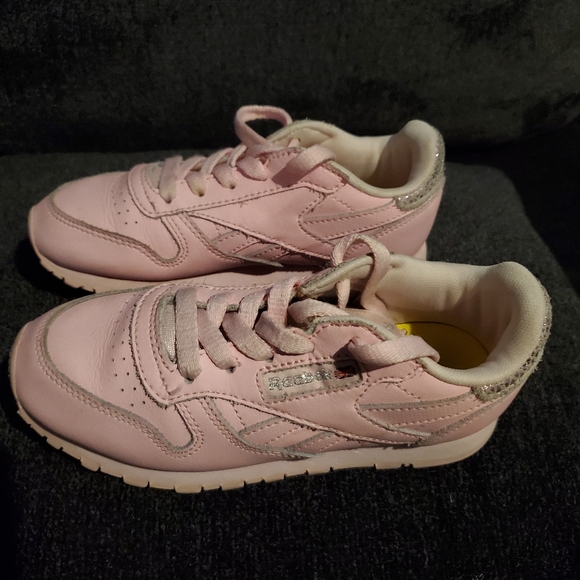 Pink Reebok sneakers size 12 - Picture 4 of 4